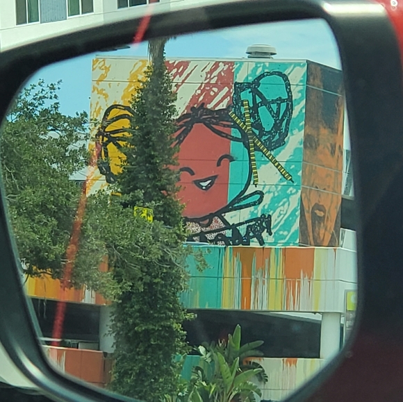 Meet your Posher, Tati - Picture 7 of 8